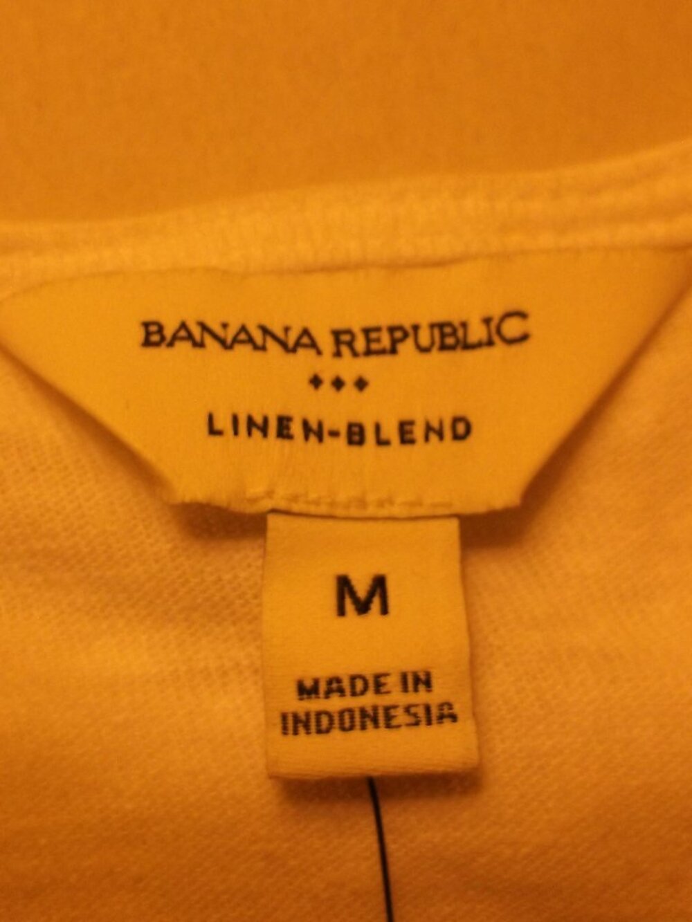 Banana Republic Linen‑Blend Split Neck Sleeveless Top – White – Size M - NWT - Picture 4 of 6